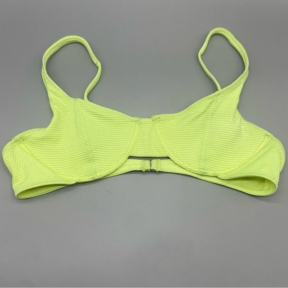 NWOT Frankie’s bikinis Sundance neon underwire bikini top 1702
